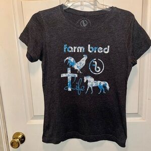 FARM BRED Women’s Short Sleeve Rooster Horse Top. Sz M.